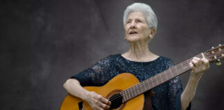 Mujer de 96 años nominada a Nueva Mejor Artista, en los Grammy Latinos Mujer de 96 años nominada a Nueva Mejor Artista, en los Grammy Latinos