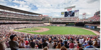 Un hombre de unos 20 años murió después de caer de una rampa de estacionamiento Un hombre de unos 20 años murió después de caer de una rampa de estacionamiento