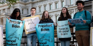 Texas: un juez frenó la condonación de préstamos estudiantiles impulsada por Biden Texas: un juez frenó la condonación de préstamos estudiantiles impulsada por Biden