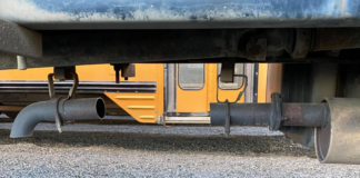 ¡A más de 10 autobuses escolares en el Metro les robaron los convertidores catalíticos! ¡A más de 10 autobuses escolares en el Metro les robaron los convertidores catalíticos!