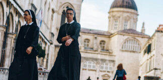 Imputan a monjas italianas por violencia a menores Imputan a monjas italianas por violencia a menores