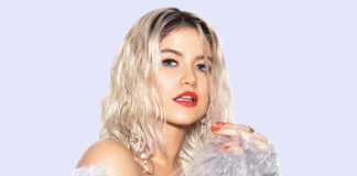 Sofía Reyes entonó el himno nacional en el Mexico Game de la NFL Sofía Reyes, canta el himno nacional en el Mexico Game