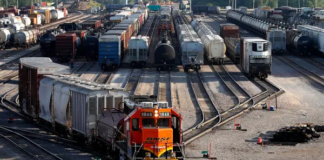 Trabajan en el Congreso nacional para frenar una posible huelga ferroviaria el 9 de diciembre Trabajan en el Congreso nacional para frenar una posible huelga ferroviaria el 9 de diciembre