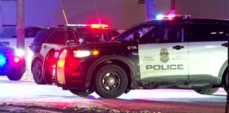 Burnsville: le disparó gravemente al ex amigo porque pensó que tenía una aventura con su ahora ex novia Burnsville: le disparó gravemente al ex amigo porque pensó que tenía una aventura con su ahora ex novia