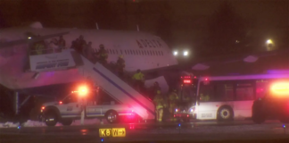 Avión de Delta que venía de Orlando aterrizó de emergencia en el aeropuerto MSP Avión de Delta que venía de Orlando aterrizó de emergencia en el aeropuerto MSP