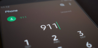 Los clientes de Verizon en partes del Metro experimentan interrupciones en el servicio cuando llaman al 911 Los clientes de Verizon en partes del Metro experimentan interrupciones en el servicio cuando llaman al 911