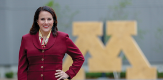 La presidenta de la UdeM, Joan Gabel, renunció a su puesto en la junta directiva de Securian Financial La presidenta de la UdeM, Joan Gabel, renunció a su puesto en la junta directiva de Securian Financial