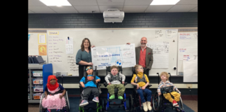 Donación sorpresa de 200,000 dólares permite un patio accesible para todos en Glen Lake School Donación sorpresa de 200,000 dólares permite un patio accesible para todos en Glen Lake School