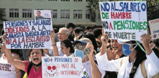 Nicolás Maduro cancela viaje por “plan de agresión” Nicolás Maduro cancela viaje por “plan de agresión”