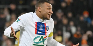 Mbappé anota cinco goles en el 7-0 al modesto Pays de Cassel Mbappé anota cinco goles en el 7-0 al modesto Pays de Cassel