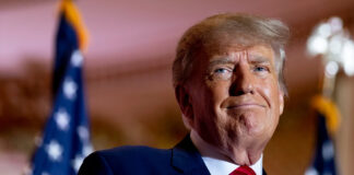 Multan a Trump por buscar “venganza política” contra Hillary Clinton Multan a Trump por buscar "venganza política" contra Hillary Clinton