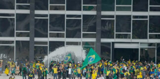 Tribunal de Brasil juzgará a involucrados en el asalto al poder Tribunal de Brasil juzgará a militares involucrados en el asalto al poder
