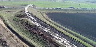 Un dron muestra efectos del terremoto en autopista de Turquía Un video capta en vivo el terremoto en autopista de Turquía