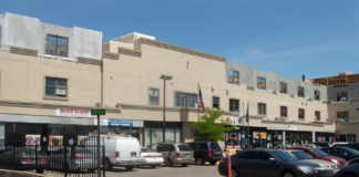 Un hombre apuñaló a un guardia de seguridad en el Karmel Mall, en Minneapolis Un hombre apuñaló a un guardia de seguridad en el Karmel Mall, en Minneapolis