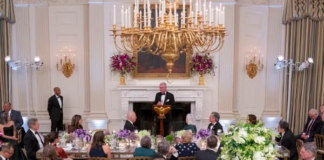 Por primera vez, Biden agrupo a gobernadores republicanos y demócratas en la Casa Blanca Por primera vez, Biden agrupo a gobernadores republicanos y demócratas en la Casa Blanca