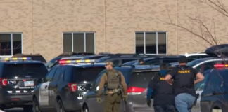 Tiene 16 años el acusado de matar a su compañero de 15 en Harding High School Tiene 16 años el acusado de matar a su compañero de 15 en Harding High School