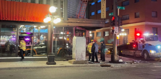 Un Jeep se incrustó en un negocio en St. Paul tras una persecución a más de 90 mph Un Jeep se incrustó en un negocio en St. Paul tras una persecución a más de 90 mph