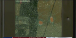 Tres adolescentes baleados en el funeral del joven muerto apuñalado en la Secundaria Harding Tres adolescentes baleados en el funeral del joven muerto apuñalado en la Secundaria Harding