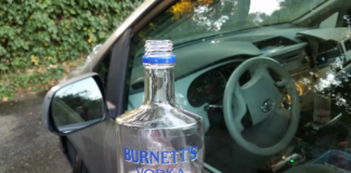 Condujo dos horas tras beber cuatro Vodkas y se entregó en la cárcel del condado de Brown Condujo dos horas tras beber cuatro Vodkas y se entregó en la cárcel del condado de Brown