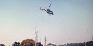 Ladrón desencadena persecución, al final se arroja a canal, en México Ladrón desencadena persecución, al final se arroja a canal, en México