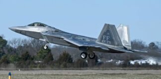 Un caza Raptor F-22 destruyó el globo espía chino Un caza Raptor F-22 destruyó el globo espía chino