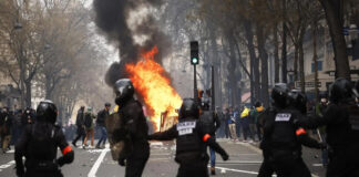 Más disturbios en Francia por la reforma de las pensiones Más disturbios en Francia por la reforma de las pensiones