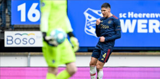 Golazo de Edson Álvarez da victoria al Ajax sobre el Heerenveen Golazo de Edson Álvarez da victoria al Ajax sobre el Heerenveen