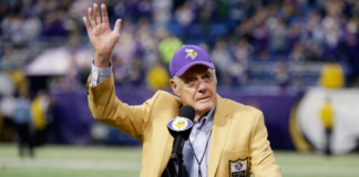 El ex entrenador de los Vikings, Bud Grant, que jugó cuatro Super Bowl, murió a los 95 años El ex entrenador de los Vikings, Bud Grant, que jugó cuatro Super Bowl, murió a los 95 años