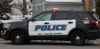 Disparaba flechas a la casa de un vecino: fue atrapado por la policía Disparaba flechas a la casa de un vecino: fue atrapado por la policía