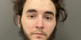 El hombre encontrado muerto dentro de un apartamento de Moorhead es medio hermano del sospechoso El hombre encontrado muerto dentro de un apartamento de Moorhead es medio hermano del sospechoso