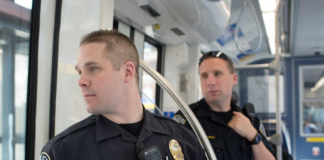 ¿Por qué a Metro Transit le faltan más de 60 oficiales de policía y a St. Paul casi 40? ¿Por qué a Metro Transit le faltan más de 60 oficiales de policía y a St. Paul casi 40?