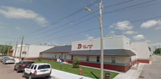 Avanza la investigación en Downs Food Group por contratar menores de edad en su planta de carne Avanza la investigación en Downs Food Group por contratar menores de edad en su planta de carne