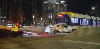 Chocan un automóvil y dos trenes de Metro Transit: un herido grave y seis leves Chocan un automóvil y dos trenes de Metro Transit: un herido grave y seis leves
