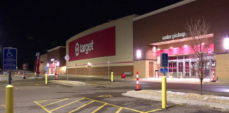 Robaron con martillos una tienda Target en Twin Cities: cuatro involucrados Robaron con martillos una tienda Target en Twin Cities: cuatro involucrados