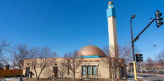 Minneapolis consultará para saber si permiten cinco llamados a rezar a musulmanes por parlantes Minneapolis consultará para saber si permiten cinco llamados a rezar a musulmanes por parlantes