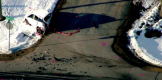 Un joven de 17 años murió luego de un accidente de tres vehículos en el condado de Dakota Un joven de 17 años murió luego de un accidente de tres vehículos en el condado de Dakota