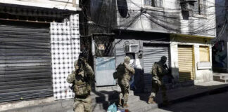 Operativo policial en favela de Brasil deja 13 muertos Operativo policial en favela de Brasil deja 13 muertos