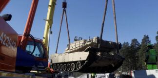 Putin desempolva tanques de la era soviética, mientras Ucrania estrena Putin desempolva tanques de la era soviética, mientras Ucrania estrena