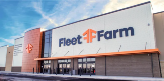 La policía y el personal de Hastings Fleet Farm evacuaron el edificio por una amenaza de bomba La policía y el personal de Hastings Fleet Farm evacuaron el edificio por una amenaza de bomba