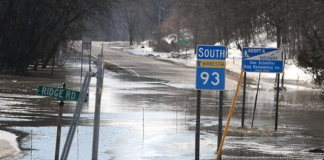 Comienzan a cerrarse tramos de carreteras y autopistas en Minnesota por inundaciones Comienzan a cerrarse tramos de carreteras y autopistas en Minnesota por inundaciones