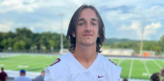 Jugador de fútbol americano de secundaria de Kentucky muere por golpe en la cabeza Jugador de fútbol americano de secundaria de Kentucky muere por golpe en la cabeza