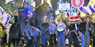 Continúan protestas en Israel contra reforma judicial de Netanyahu Continúan protestas en Israel contra reforma judicial de Netanyahu