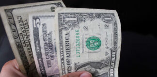 Remesas de dólares, la séptima economía de América Latina Remesas de dólares, la séptima economía de América Latina