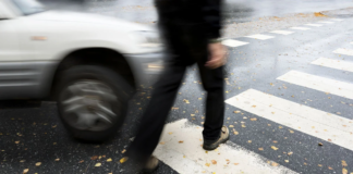 Hombre encontrado muerto en la madrugada del domingo en Minneapolis tras ser atropellado Hombre encontrado muerto en la madrugada del domingo en Minneapolis tras ser atropellado