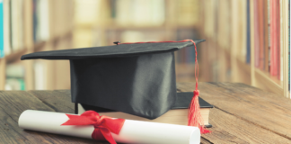 ¿Un bot de ChatGPT les escribió sus trabajos finales? La Universidad Texas A&M les niega sus diplomas… ¿Un bot de ChatGPT les escribió sus trabajos finales? La Universidad Texas A&M les niega sus diplomas...