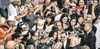 Johnny Depp vuelve a Cannes y recupera la gloria Johnny Depp vuelve a Cannes y recupera la gloria