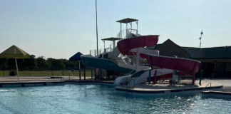 Un niño de 4 años se ahogó en el parque acuático Splashville en Stephenville Un niño de 4 años se ahogó en el parque acuático Splashville en Stephenville