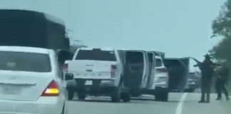 Hombres armados secuestraron a 14 policías estatales en el sur de México Hombres armados secuestraron a 14 policías estatales en el sur de México