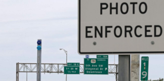 Buscan por ley la autorización de “cámaras de control de velocidad” Buscan por ley la autorización de "cámaras de control de velocidad"