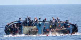 Mueren 100 personas en naufragio de un bote en Nigeria Mueren 100 personas en naufragio de un bote en Nigeria